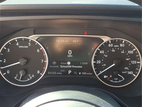 Used 2024 Nissan Rogue SV image 13