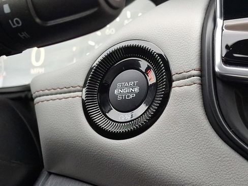 Certified 2023 Jeep Compass Limited image 26