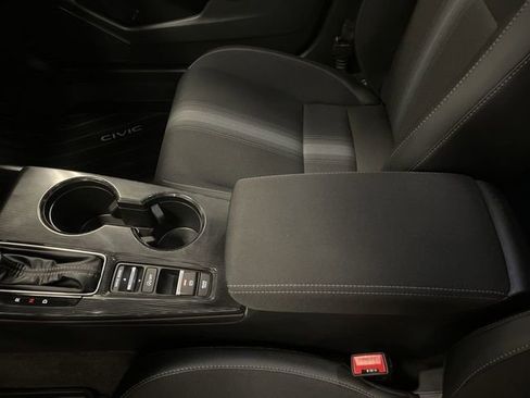 Certified 2025 Honda Civic Sport image 20
