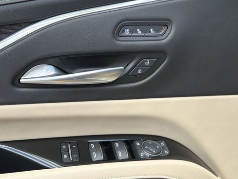 Certified 2023 Cadillac Escalade ESV Premium Luxury w/ Performance Package RWD image 20