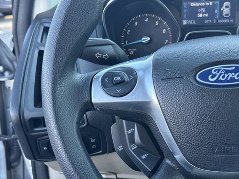 Used 2012 Ford Focus SE image 27