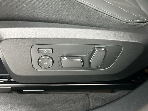 New 2026 BMW X3 xDrive30 w/ Premium Package image 18