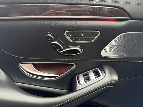Used 2015 Mercedes-Benz S 550 Sedan image 15