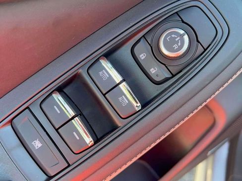 Certified 2023 Subaru Forester Limited image 11