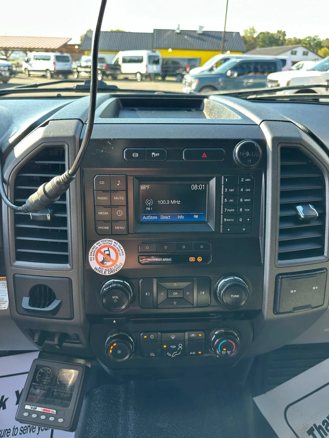 Used 2017 Ford F550 2WD Crew Cab Super Duty image 9