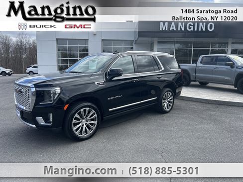Used 2021 GMC Yukon Denali w/ Denali Premium Package AWD/4WD image 1