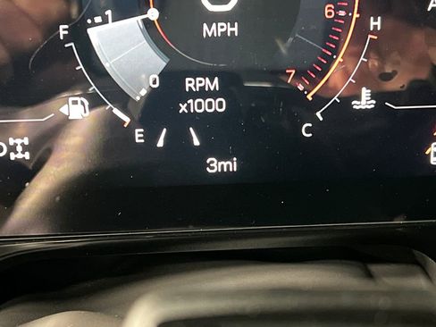 New 2026 GMC Yukon XL AT4 AWD/4WD image 21