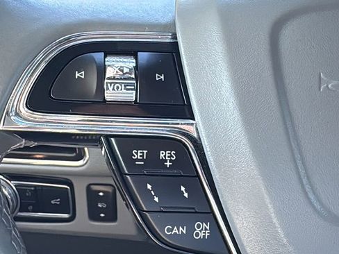 Used 2021 Lincoln Navigator L Reserve w/ Luxury Package AWD/4WD image 13