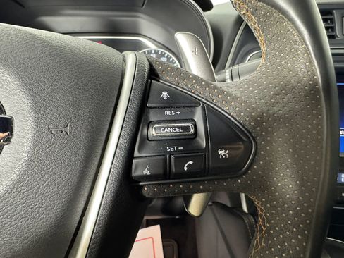 Used 2021 Nissan Maxima SR w/ Sport Mat Group FWD image 16