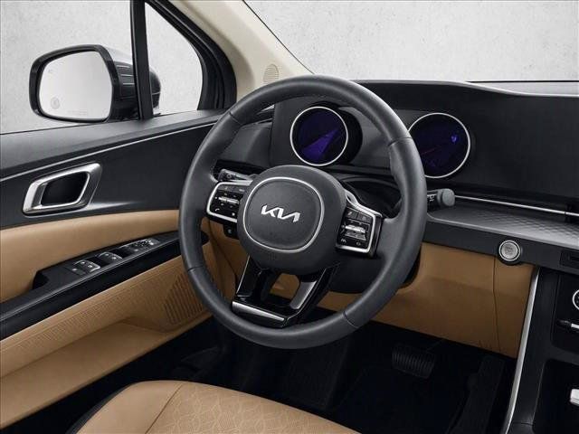 Used 2024 Kia Carnival LX FWD image 18