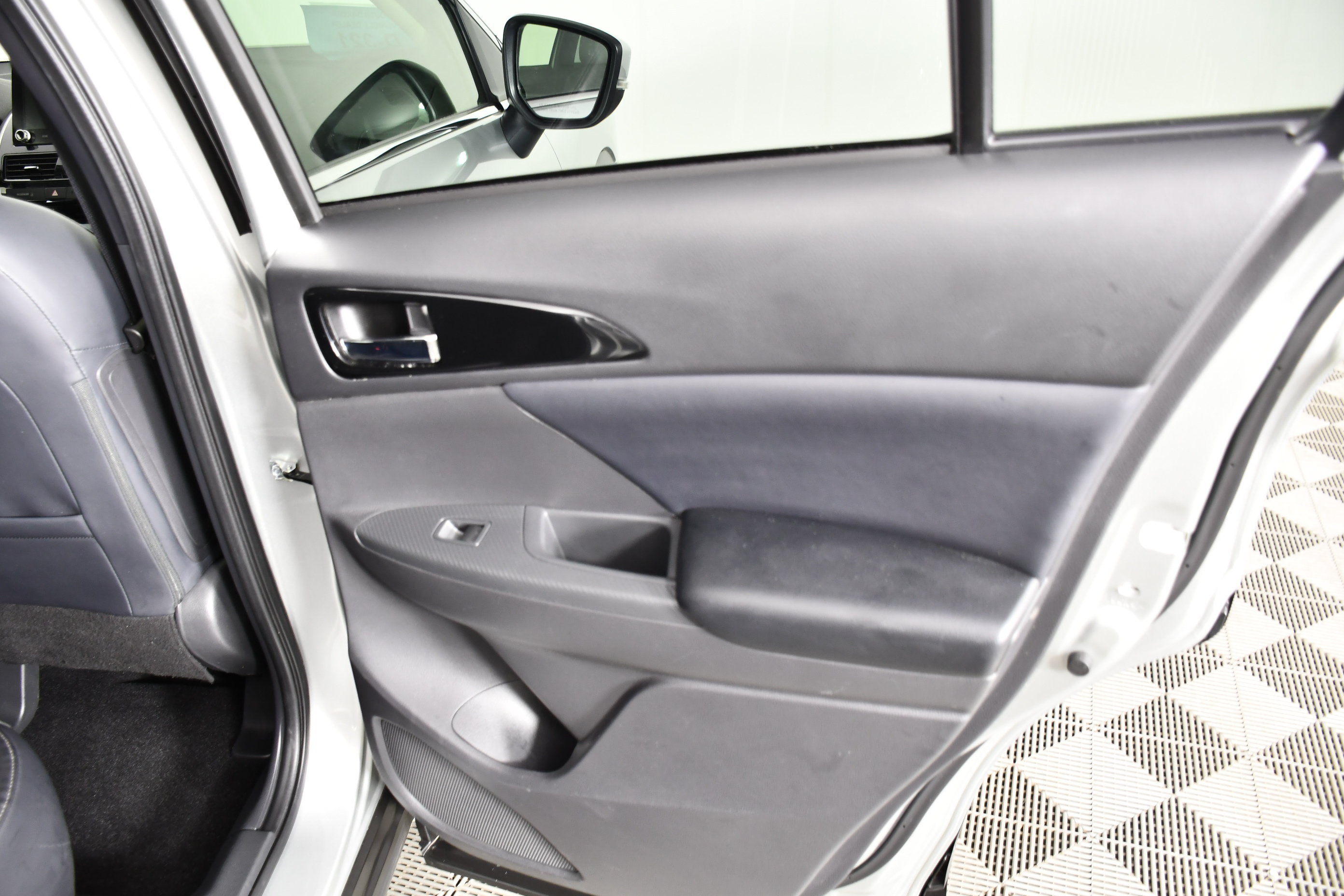 Used 2025 Mitsubishi Eclipse Cross SE AWD/4WD image 41
