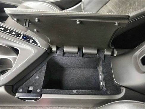 Used 2022 Chevrolet Corvette Stingray Premium Conv w/ Z51 Performance Package image 50