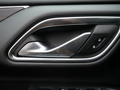 Used 2021 Chevrolet Tahoe LT image 14