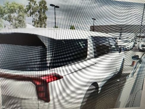 Certified 2026 Kia Carnival FWD image 8