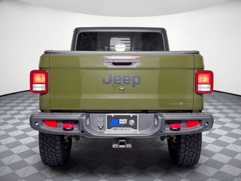 Used 2023 Jeep Gladiator Sport AWD/4WD image 9