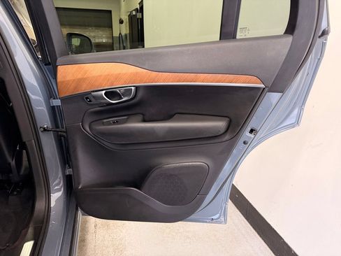 Used 2023 Volvo XC90 B5 Plus AWD/4WD image 25
