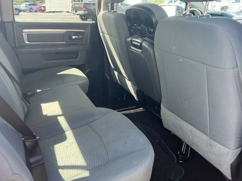 Used 2019 RAM 1500 Classic SLT AWD/4WD image 6