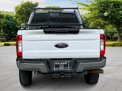 Used 2019 Ford F250 XL w/ Power Equipment Group image 5