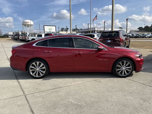 Used 2016 Chevrolet Malibu Premier w/ Driver Confidence Package image 5