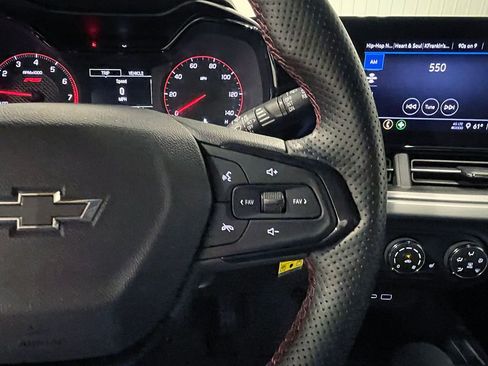 Used 2024 Chevrolet Trax RS w/ Driver Confidence Package FWD image 30