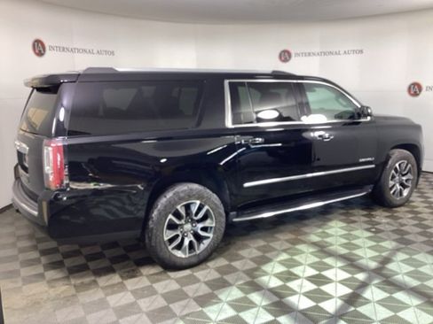 Used 2018 GMC Yukon XL Denali w/ Open Road Package image 4