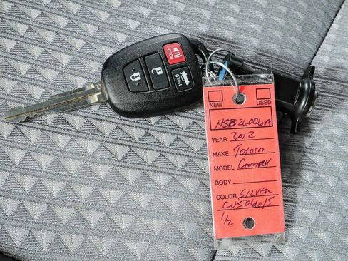 Used 2012 Toyota Camry SE FWD image 34