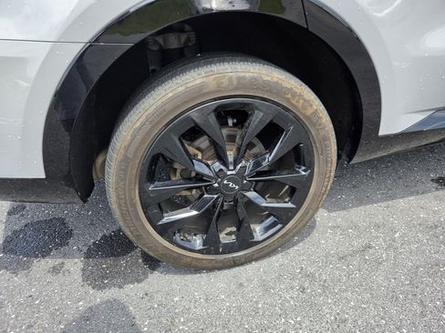 Used 2022 Kia Sorento SX AWD/4WD image 30