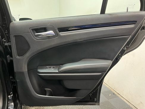 Used 2022 Chrysler 300 S image 17