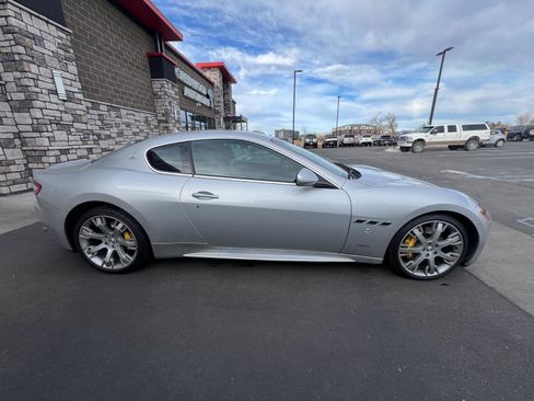 Used 2010 Maserati GranTurismo S image 2