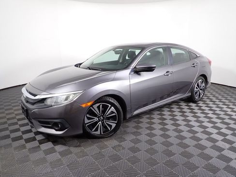 Used 2017 Honda Civic EX-L image 12