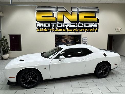 Used 2019 Dodge Challenger R/T Scat Pack w/ Plus Package image 6
