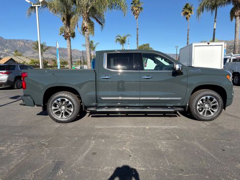New 2026 Chevrolet Silverado 1500 High Country w/ Technology Package AWD/4WD image 9