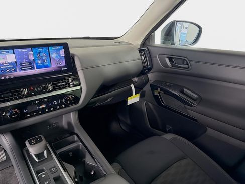 New 2026 Nissan Pathfinder SV image 23