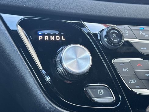 New 2026 Chrysler Voyager LX image 21