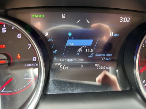 Used 2019 Toyota Camry XSE image 27