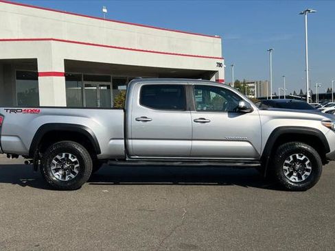 Certified 2021 Toyota Tacoma TRD Off-Road w/ Technology Package AWD/4WD image 6