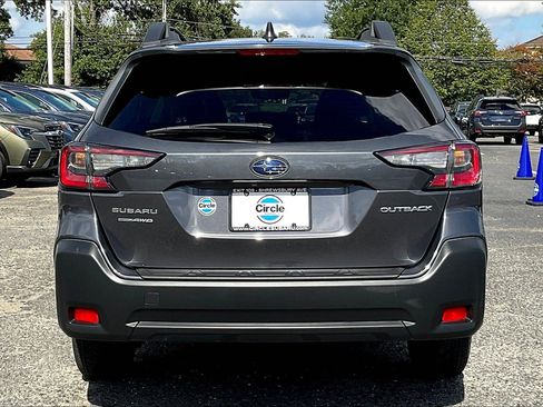 Certified 2023 Subaru Outback Premium image 4