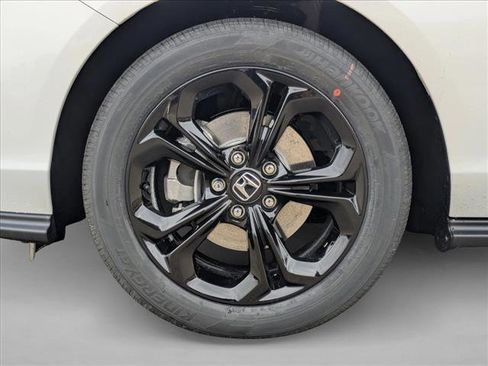 New 2025 Honda Accord SE image 10