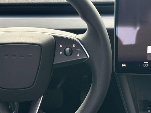 Used 2025 Tesla Model 3 Long Range RWD image 13