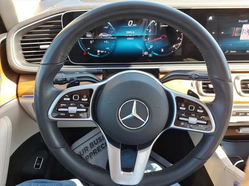 Used 2022 Mercedes-Benz GLE 350 4MATIC image 25