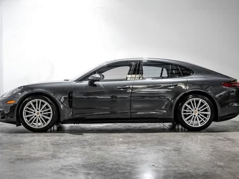 Used 2018 Porsche Panamera 4S AWD/4WD image 14