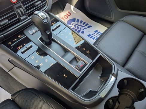 New 2026 Porsche Macan AWD/4WD image 21