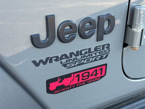 Used 2021 Jeep Wrangler Unlimited Sport w/ Technology Group image 14