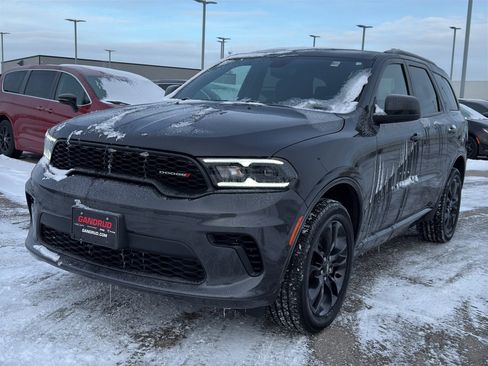 Used 2024 Dodge Durango GT w/ Blacktop Package image 2