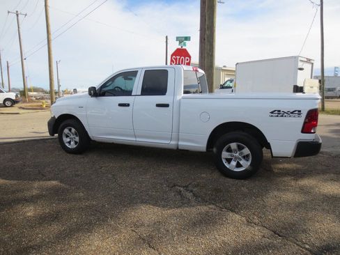 Used 2016 RAM 1500 Tradesman w/ Popular Equipment Group image 2