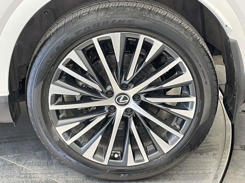 Used 2024 Lexus RX 350 Premium Plus w/ Convenience Package AWD/4WD image 11