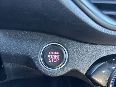 Used 2023 Kia Forte GT-Line image 35