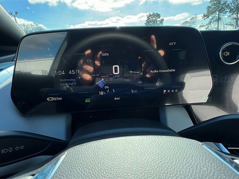 New 2026 Chevrolet Equinox EV LT image 22