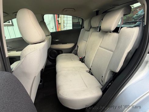 Used 2022 Honda HR-V LX image 14