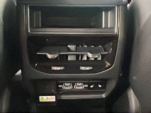 New 2025 Jeep Grand Cherokee Limited w/ Trailer Tow Package image 19